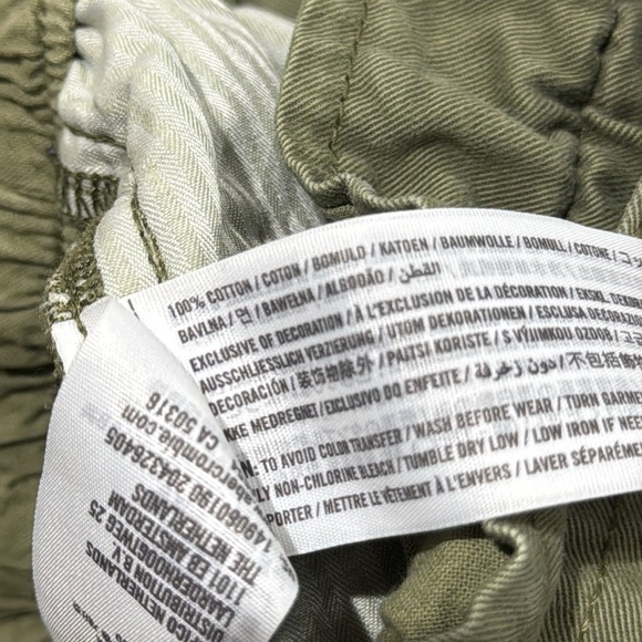 Abercrombie & Fitch Shorts - Picture 10 of 12